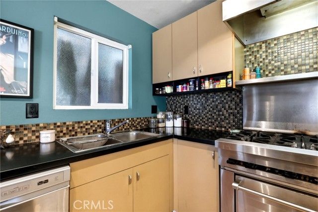 1403 N Tulare, Upland, CA 91786