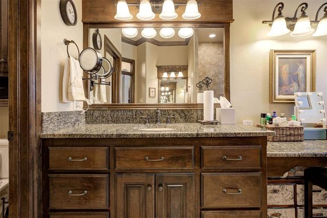4520 Black Horse Road, Norman, OK 73072