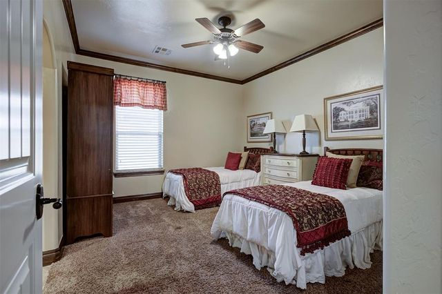 4520 Black Horse Road, Norman, OK 73072
