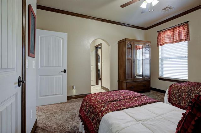 4520 Black Horse Road, Norman, OK 73072