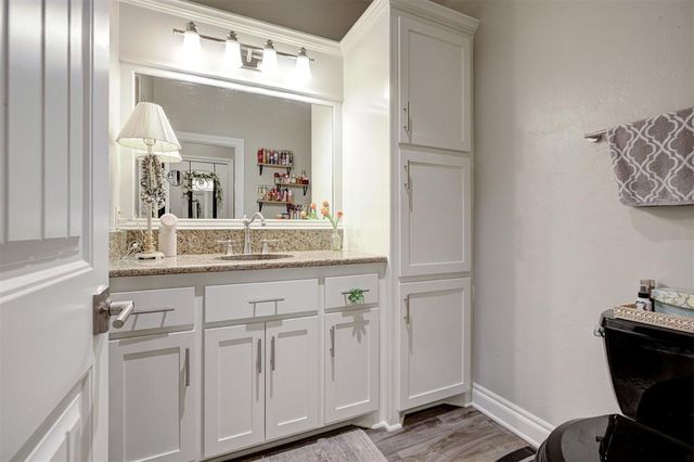 4520 Black Horse Road, Norman, OK 73072