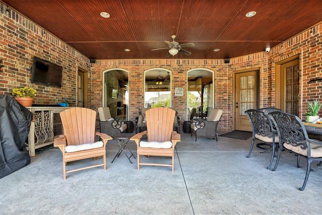 4520 Black Horse Road, Norman, OK 73072