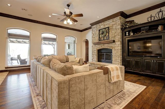 4520 Black Horse Road, Norman, OK 73072