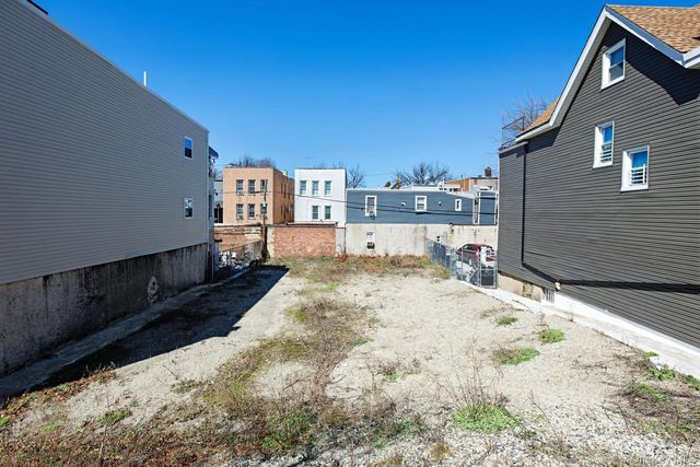 615 Mead Street, Bronx, NY 10460