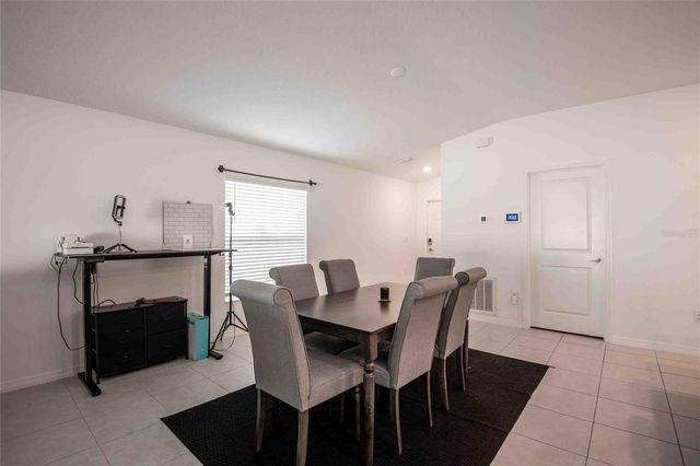 1658 RED LOOP, Lakeland, FL 33801