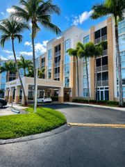 9755 NW 52nd Street 219, Doral, FL 33178