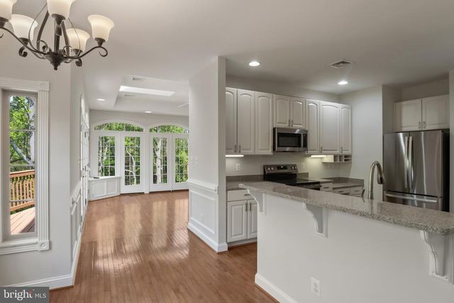 245 CARRIAGE CHASE CIR, Warrenton, VA 20186