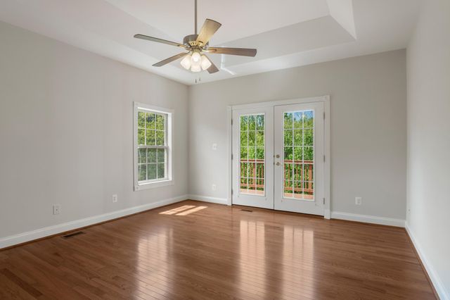 245 CARRIAGE CHASE CIR, Warrenton, VA 20186