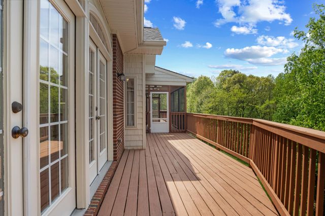 245 CARRIAGE CHASE CIR, Warrenton, VA 20186