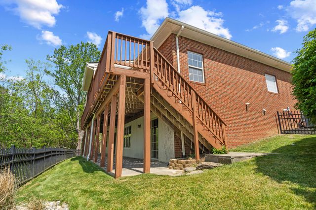 245 CARRIAGE CHASE CIR, Warrenton, VA 20186