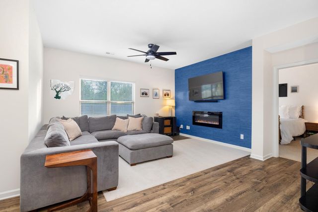 4779 BARRETT OAKS DR, Millington, TN 38053