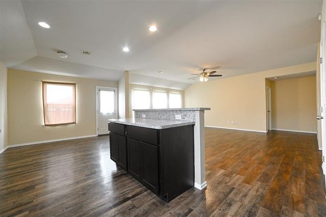 1401 Gypsum Place, Noble, OK 73068
