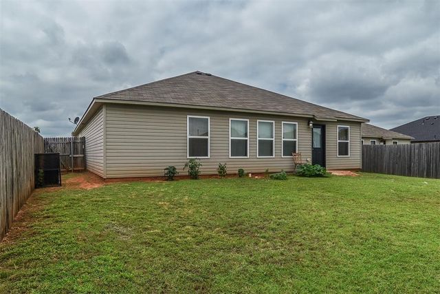 1401 Gypsum Place, Noble, OK 73068