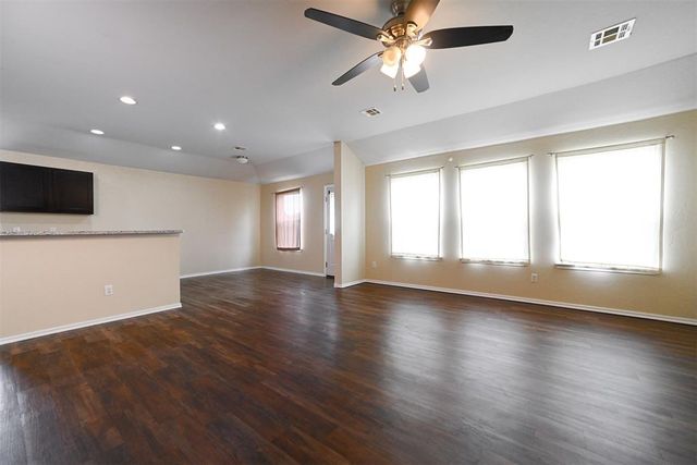 1401 Gypsum Place, Noble, OK 73068