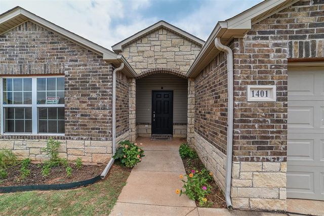 1401 Gypsum Place, Noble, OK 73068