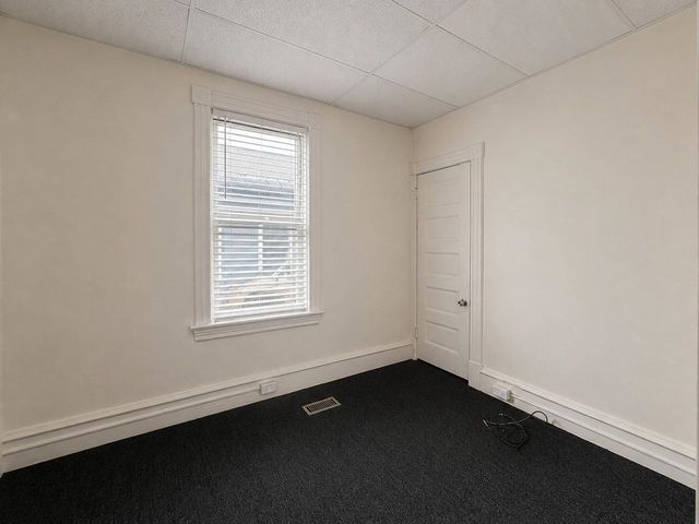 25 Peru Street, Burlington, VT 05401