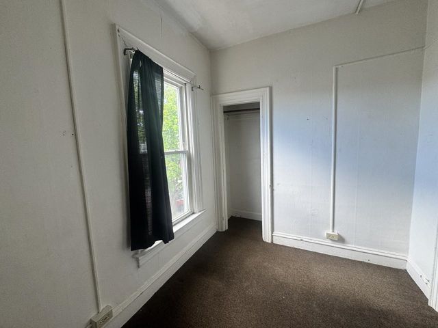 25 Peru Street, Burlington, VT 05401