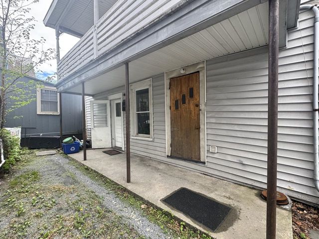 25 Peru Street, Burlington, VT 05401