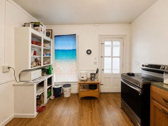 25 Peru Street, Burlington, VT 05401