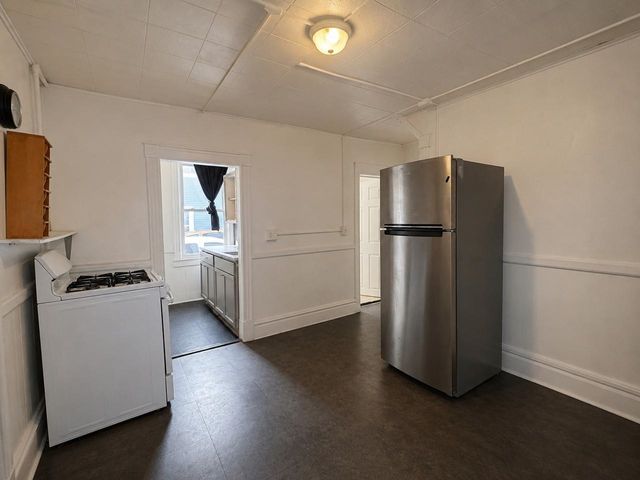 25 Peru Street, Burlington, VT 05401
