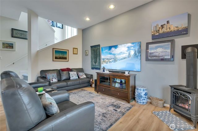 30432 227th Place SE, Black Diamond, WA 98010