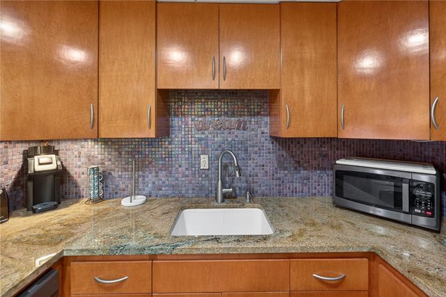 4600 Ocean Dr 703, Corpus Christi, TX 78412