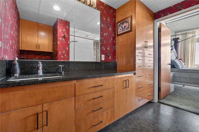 4600 Ocean Dr 703, Corpus Christi, TX 78412