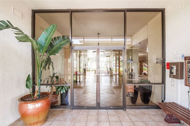 4600 Ocean Dr 703, Corpus Christi, TX 78412