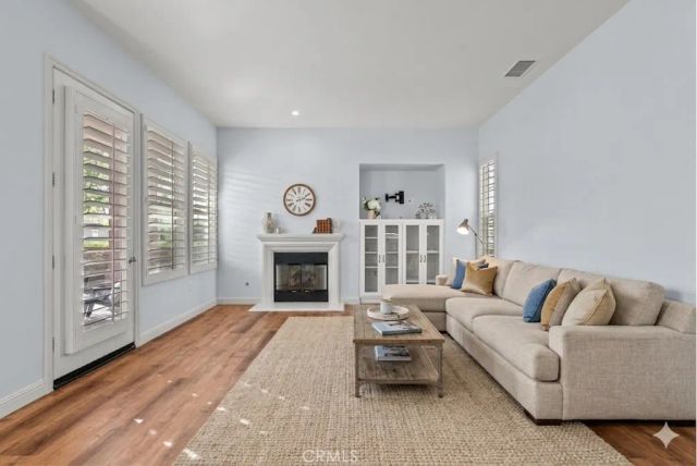 23753 Maple Leaf Court, Valencia, CA 91354