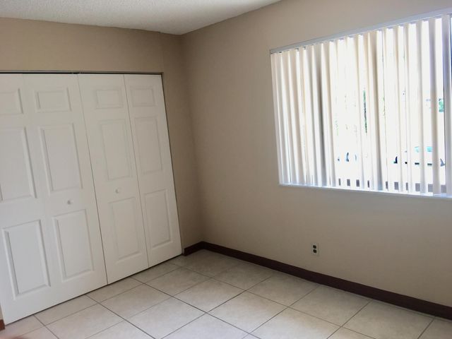 139 Sparrow Drive 1a, Royal Palm Beach, FL 33411