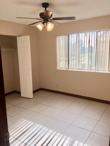 139 Sparrow Drive 1a, Royal Palm Beach, FL 33411