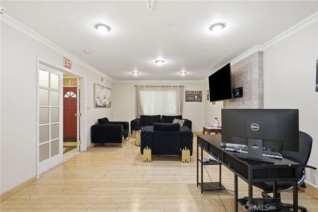 7803 Allott, Van Nuys, CA 91402