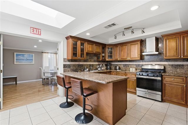 7803 Allott, Van Nuys, CA 91402