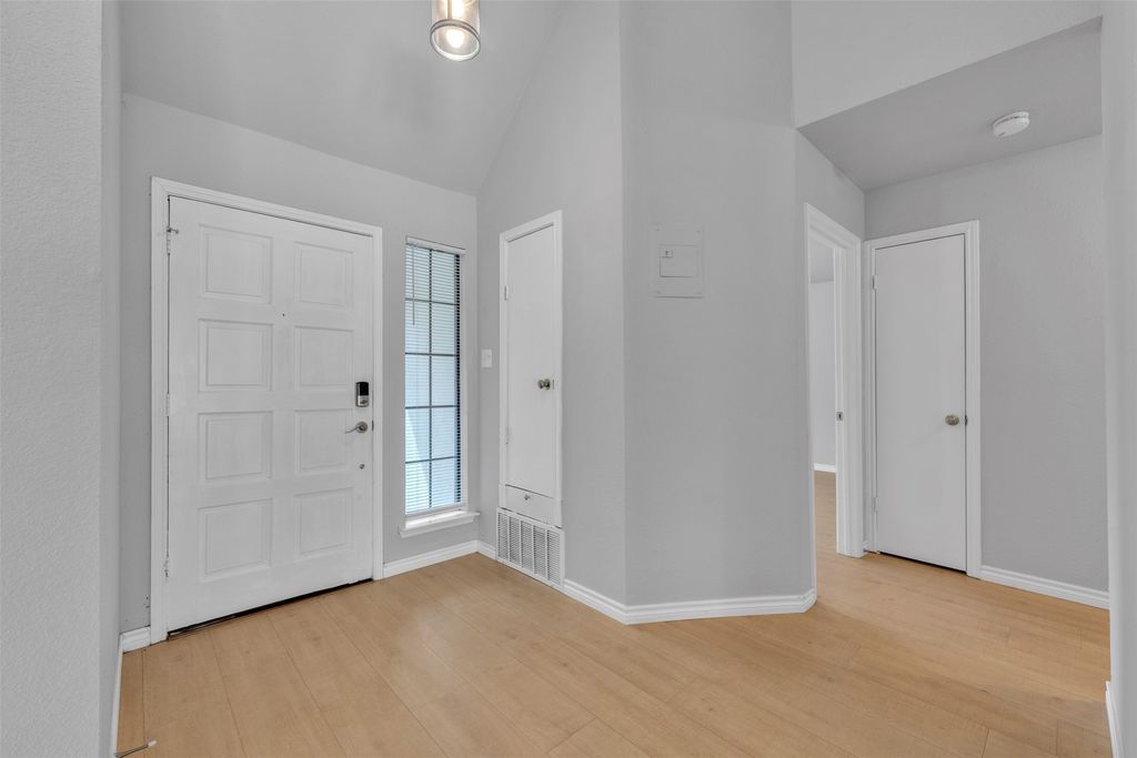 2916 Creekwood Lane, Fort Worth, TX 76123 — photo 3