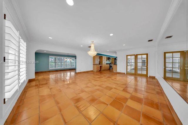 8820 N Lake Dasha Drive, Plantation, FL 33324