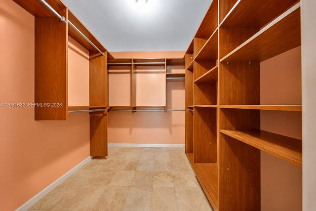 8820 N Lake Dasha Drive, Plantation, FL 33324