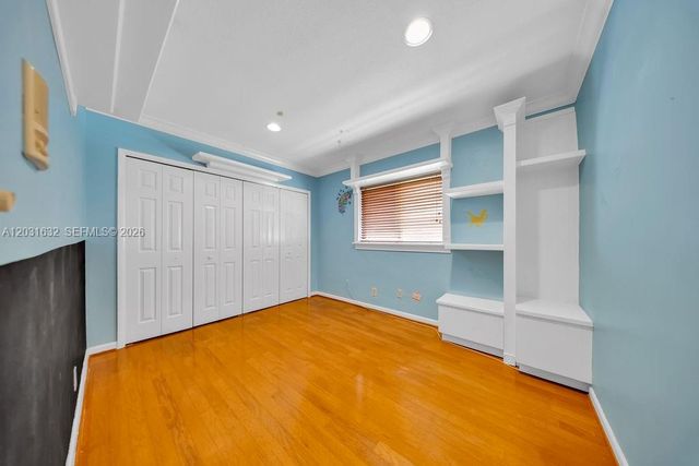 8820 N Lake Dasha Drive, Plantation, FL 33324