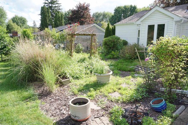 38402 Hazel Street, Harrison Twp, MI 48045
