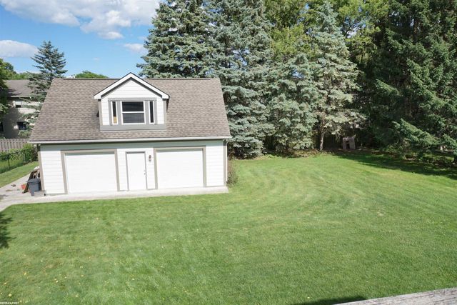 38402 Hazel Street, Harrison Twp, MI 48045