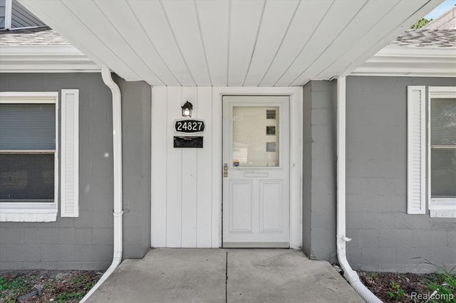 24827 Puritan, Redford, MI 48239