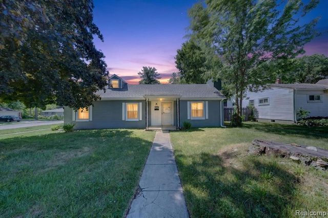 24827 Puritan, Redford, MI 48239