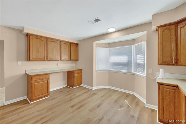 24827 Puritan, Redford, MI 48239