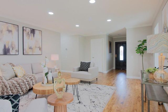 6103 Barclay Court, San Jose, CA 95123