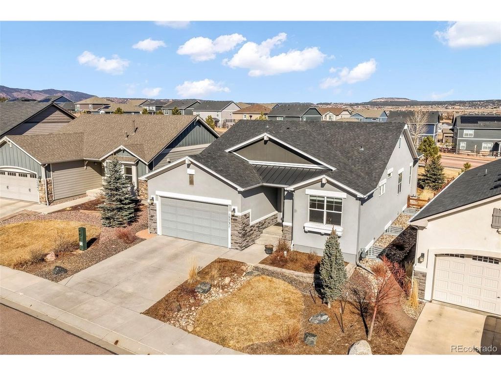 15731 Lake Mist Dr, Monument, CO 80132