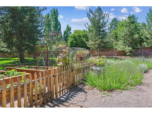 4484 W Cottonwood Pl, Littleton, CO 80123