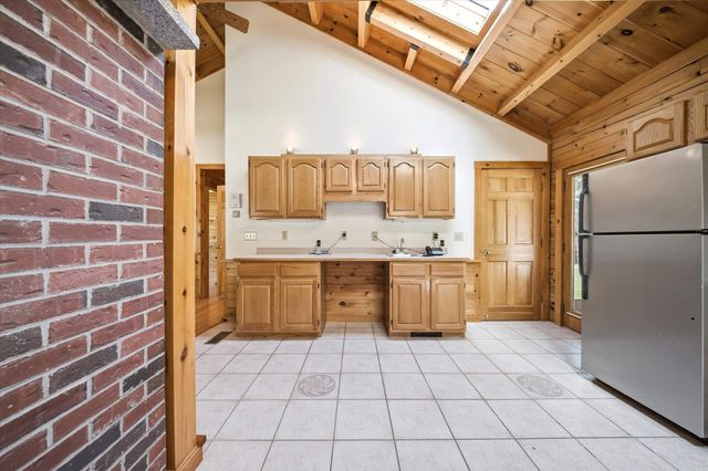 20 Mccollum Road, New Boston, NH 03070