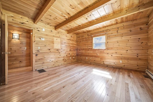 20 Mccollum Road, New Boston, NH 03070