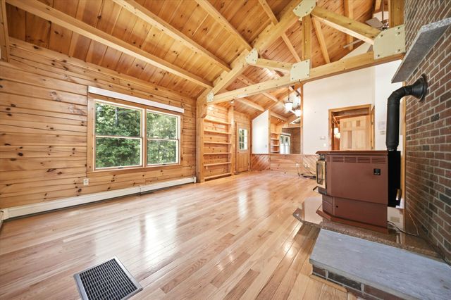 20 Mccollum Road, New Boston, NH 03070