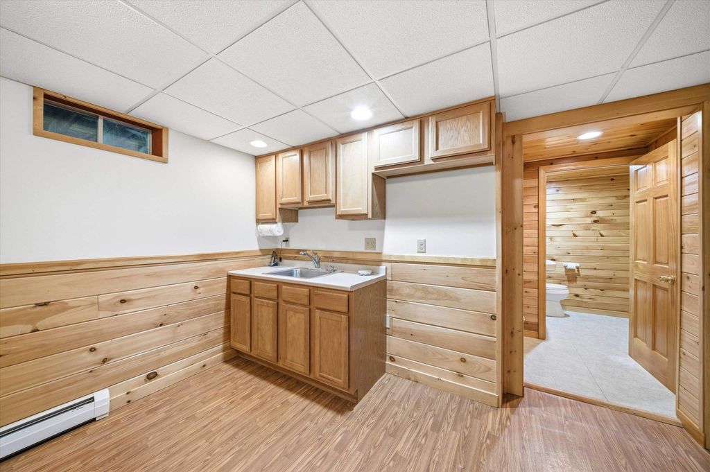 Image 23 of property listing at 20 Mccollum Road, New Boston, NH 03070