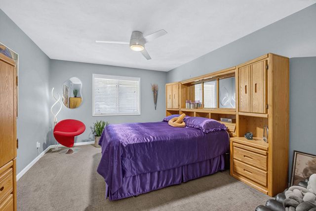 915 23rd Avenue 6, East Moline, IL 61244